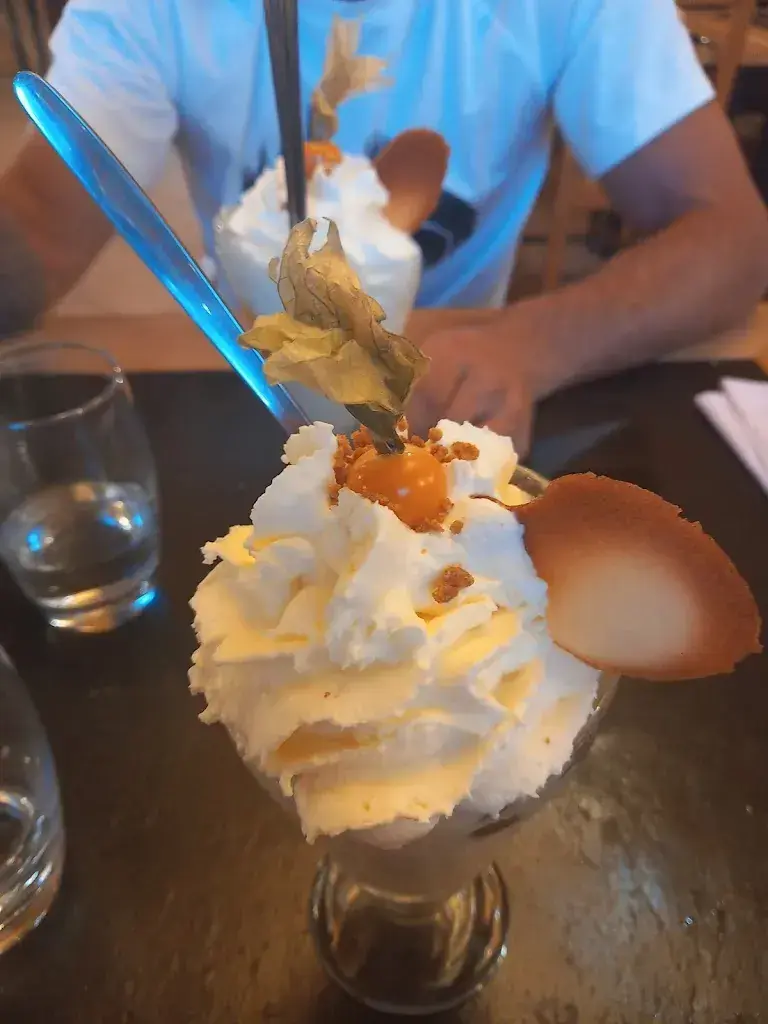 Menu_Restaurant Le Chalet de l'hotel Le Kandahar_France_image_8