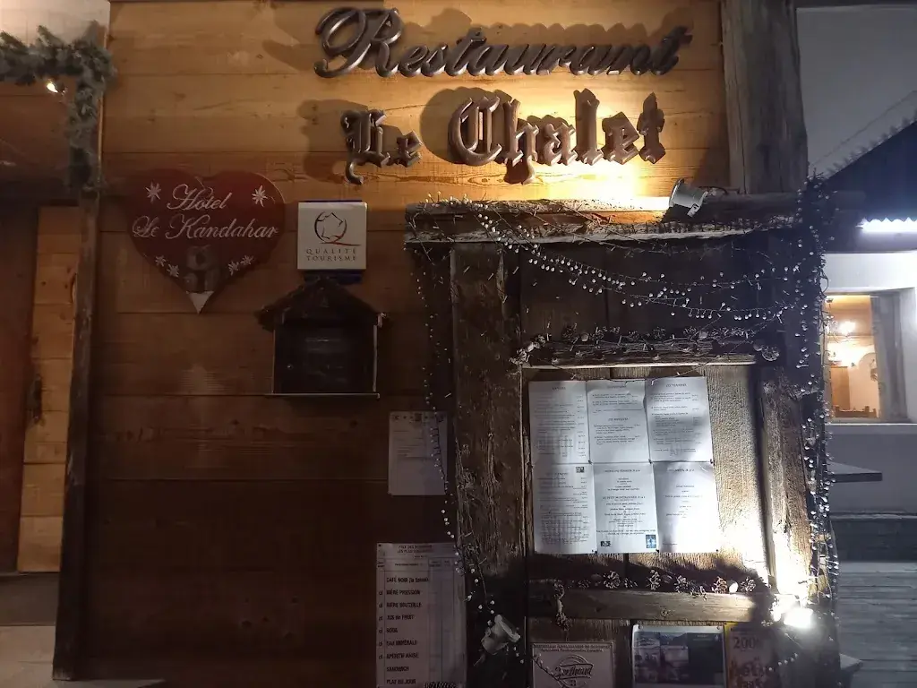 stephane et stephanie aupee_Restaurant Le Chalet de l'hotel Le Kandahar_France_avis