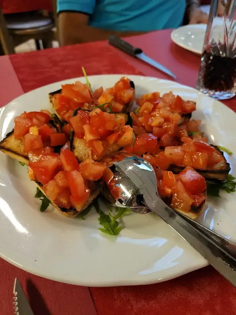 Laurie S_Restaurant Pizzeria de la Piscine de l’Orval_Bévilard_review