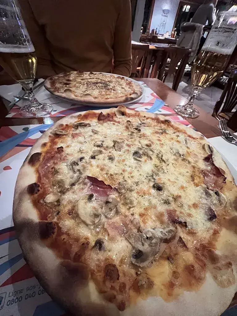 Maria Ochoa de Olza_Café des Alpes_Château-d’Œx_Bewertung