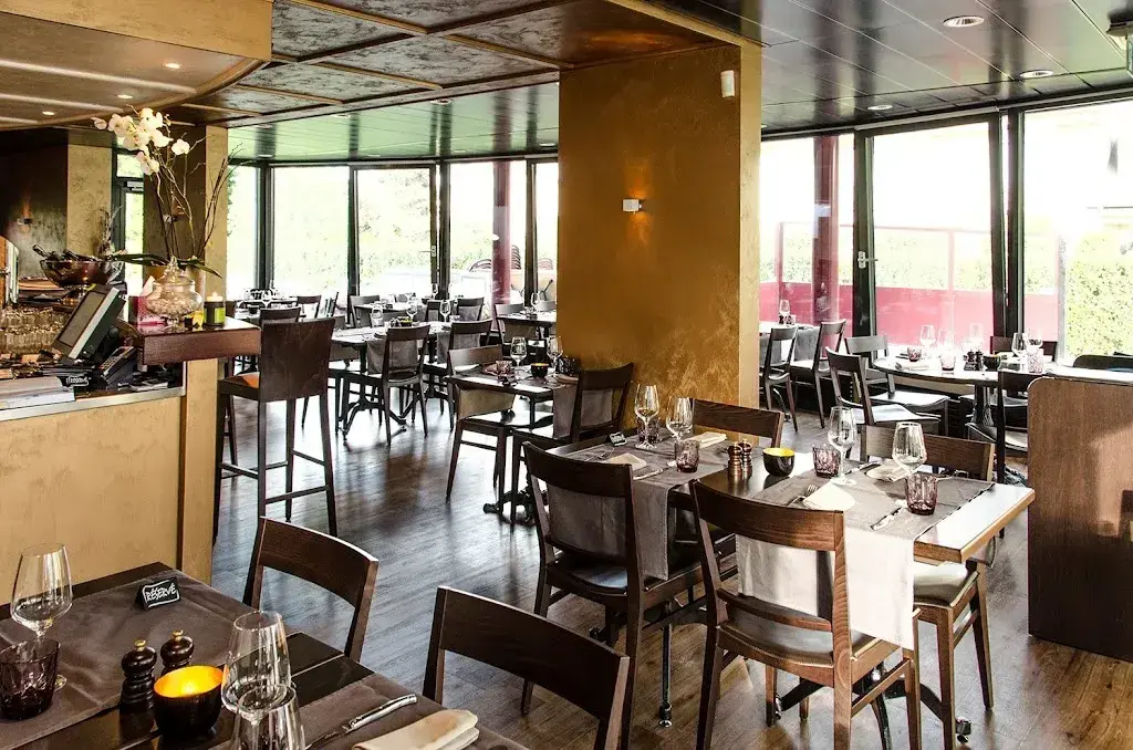 Balthasar Restaurant & Grill_Gland_slider_image_1