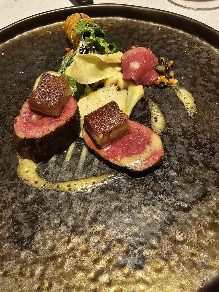 Martin Tremblau_Château Attisholz_Riedholz_avis