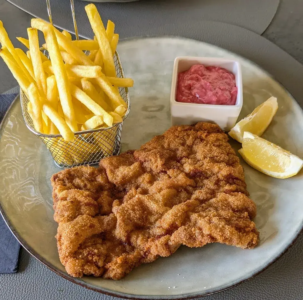 Dittmar Grosse_Sauvage Café & Bistro_Aegerten_review