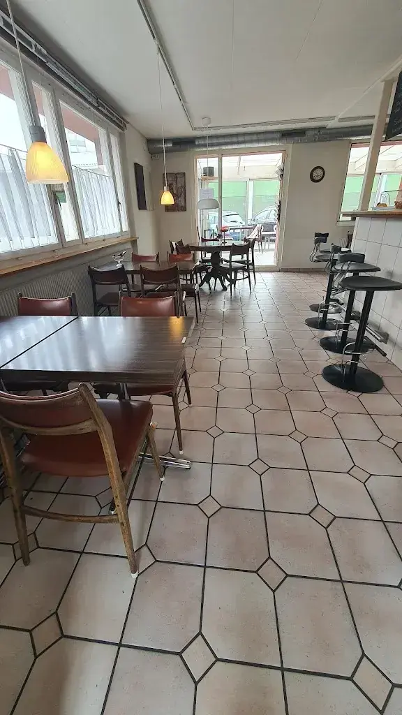 Café-Bar Neubrück_Brügg_slider_image_1