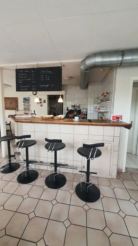 Café-Bar Neubrück_Brügg_slider_image_2