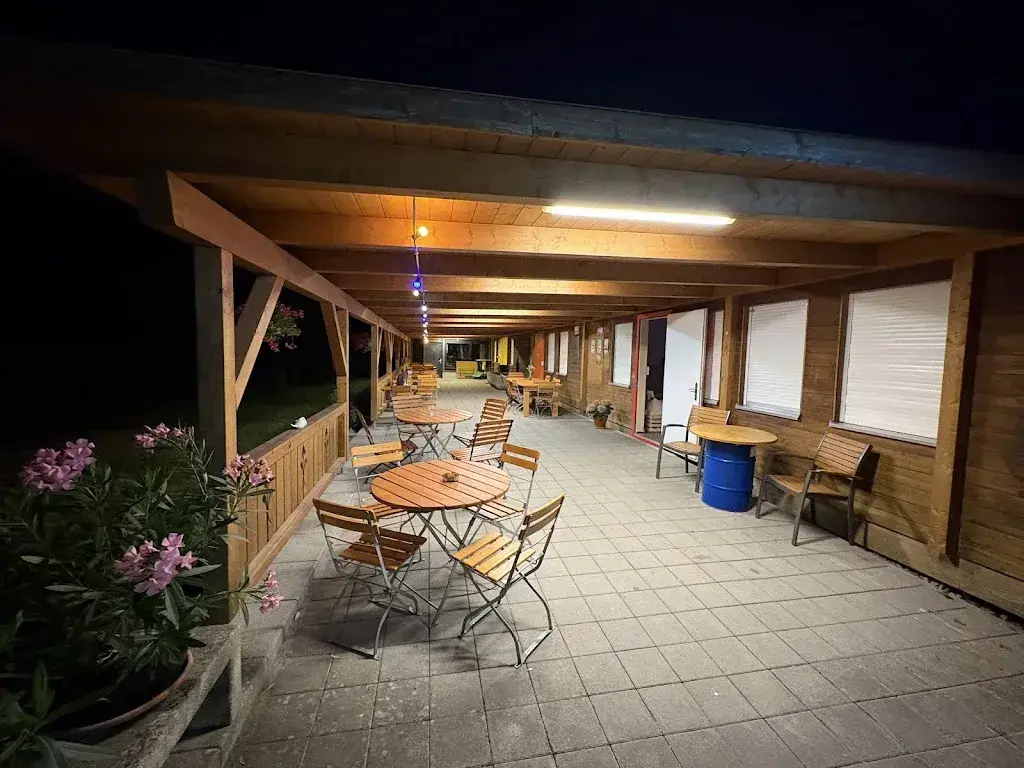 Le Petit Jardin_Brügg_slider_image_1