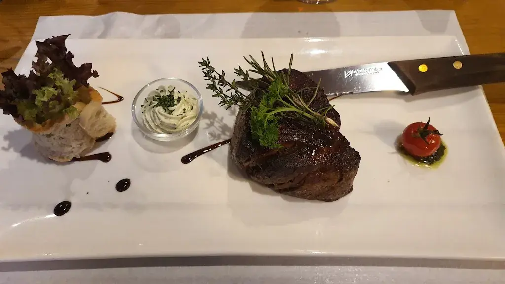 karla vidal_Gasthof und Metzgerei zum Löwen AG_Aarberg_review