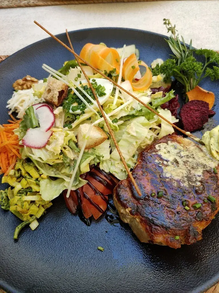 Linda Berger_Gasthof und Metzgerei zum Löwen AG_Aarberg_review