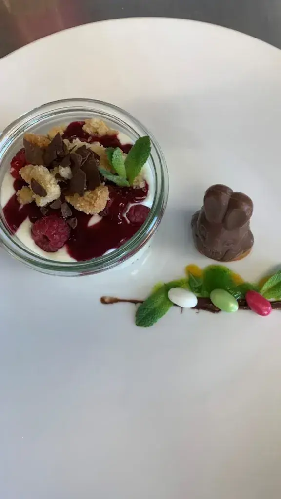 Restaurant Pflegehotel Sutz-Lattrigen_Sutz-Lattrigen_slider_image_2