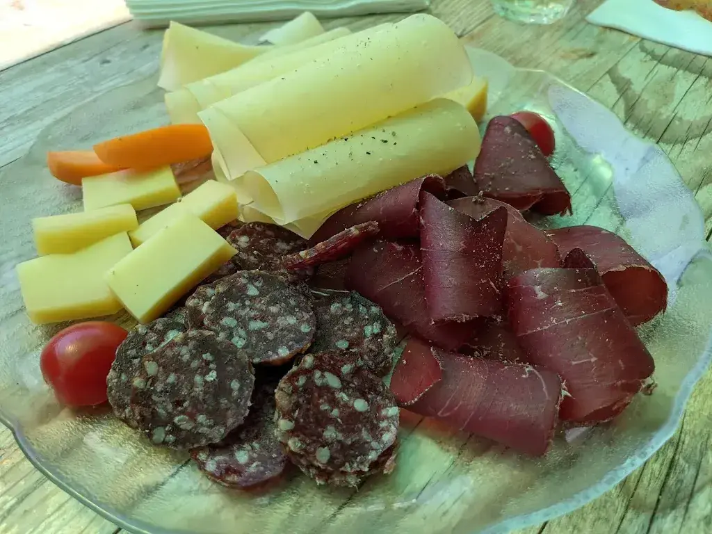 Menu_Bergrestaurant Sennhütte Menigwald_Diemtigen_image_3