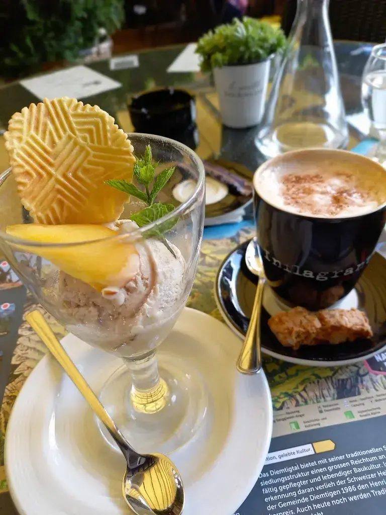 Coralie Etter_Hirschen_Diemtigen_avis