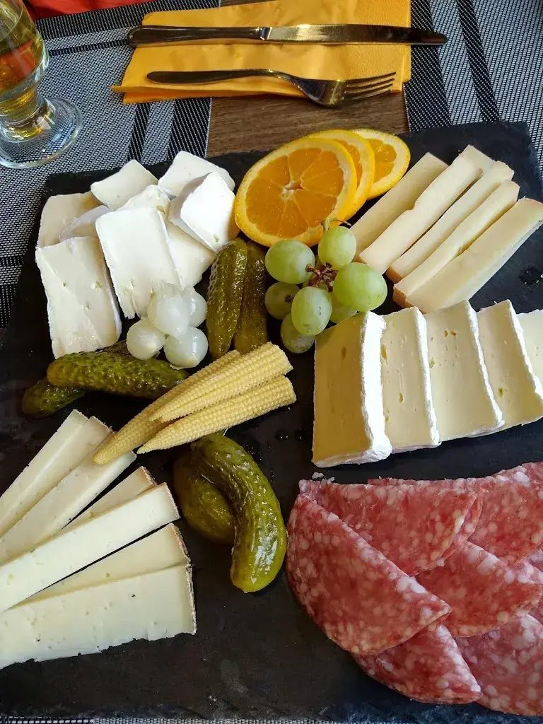 Menu_Restaurant mit Fondue Stübli_Diemtigen_image_7