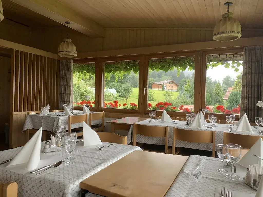 Alek Bynzar_Gasthaus Bergli_Diemtigen_Bewertung