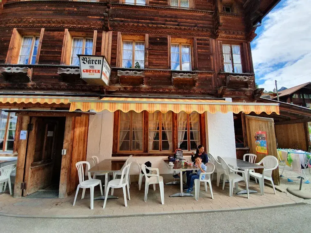 Ashkan N_Bären Bunschen_Oberwil im Simmental_review