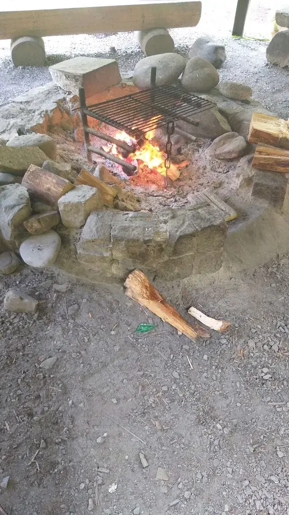 Heike Dieffenbach_Feuerstelle Wimmis - Herrenmätteli_Wimmis_avis