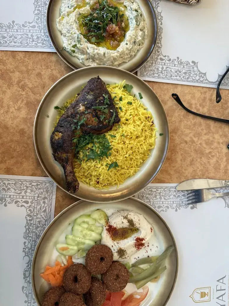 Pooja Prusty_Yafa Restaurant_Thun_Bewertung