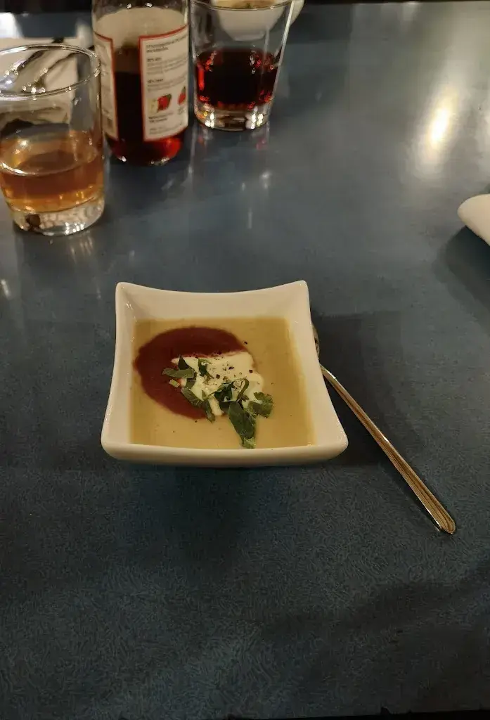 Luca Schneuwly_Stubä8_Thun_review