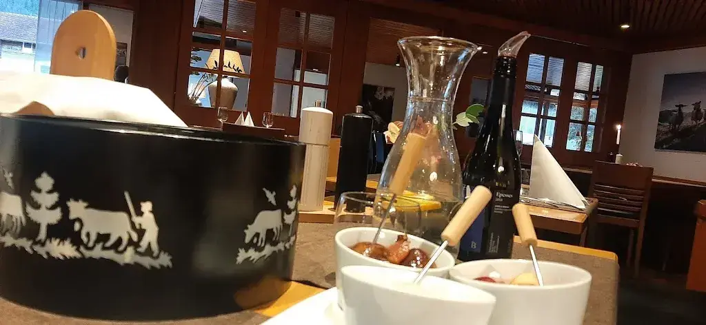 Muriel Ver_Hotel Restaurant Urweider_Innertkirchen_review