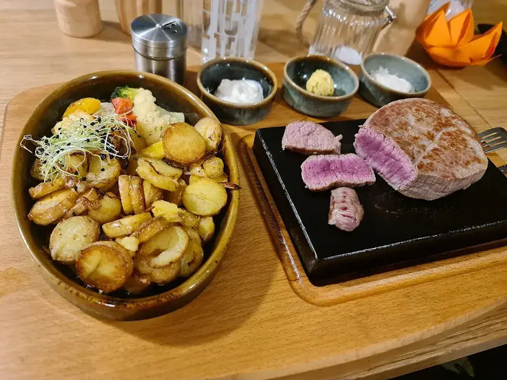 Menu_Restaurant Pöstli_Eischoll_image_6