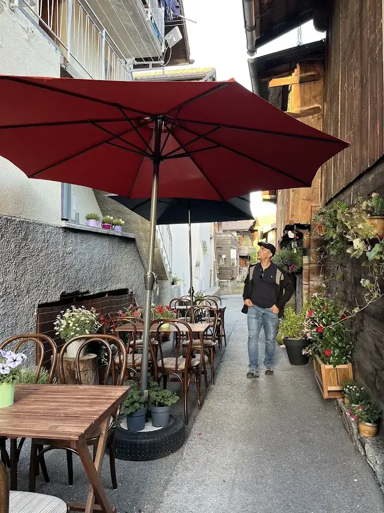 Alejandra Chambe_Restaurant Pöstli_Eischoll_review