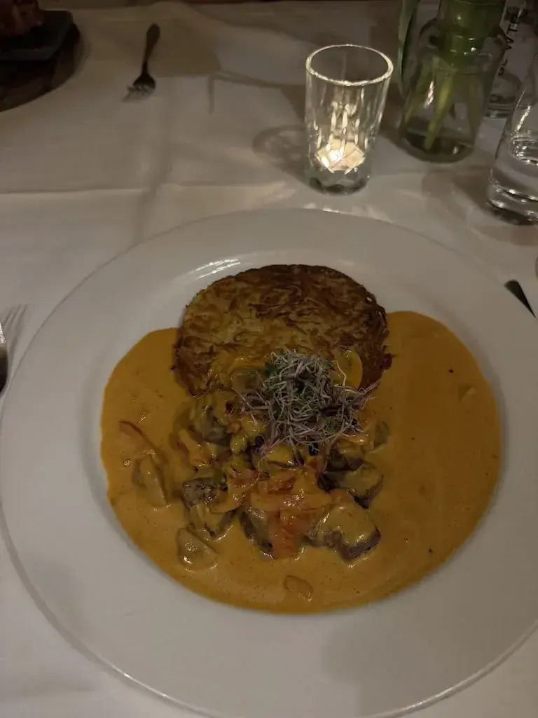 Florian Maile_Restaurant Sonnenhof | Restaurant in Saanen_Saanen_review