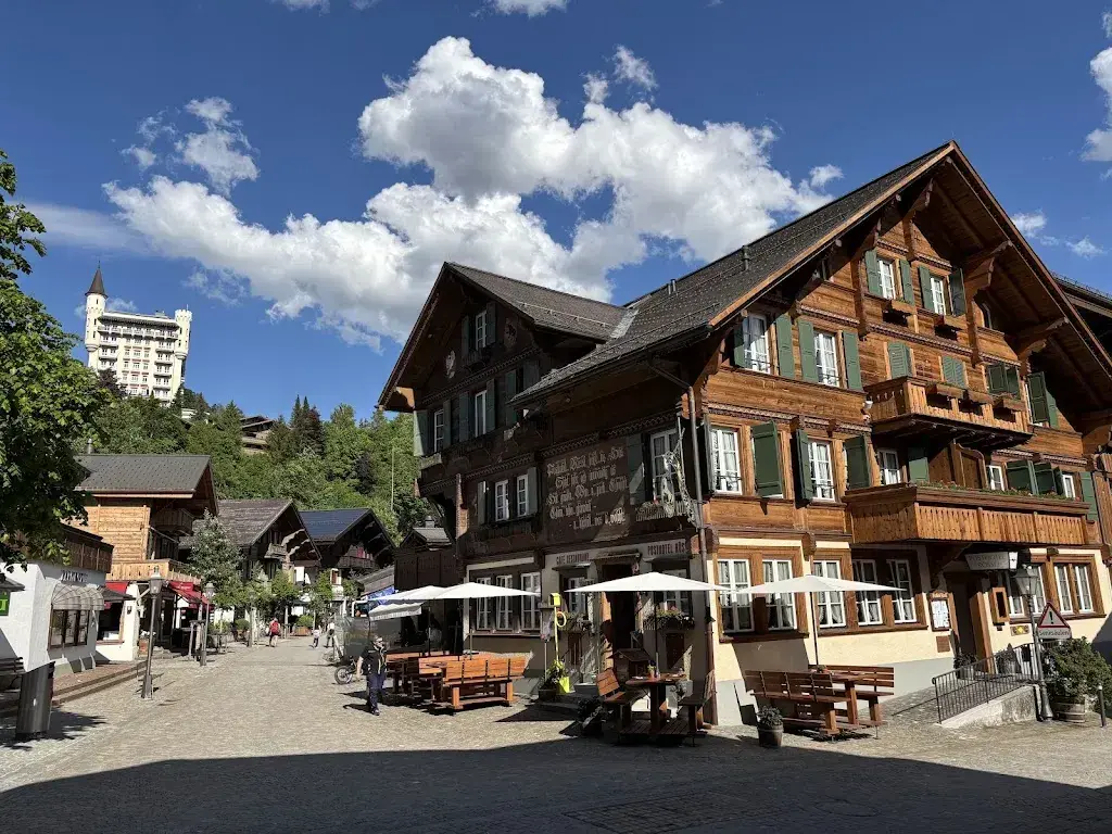 Sébastien P_Rössli_Gstaad_avis