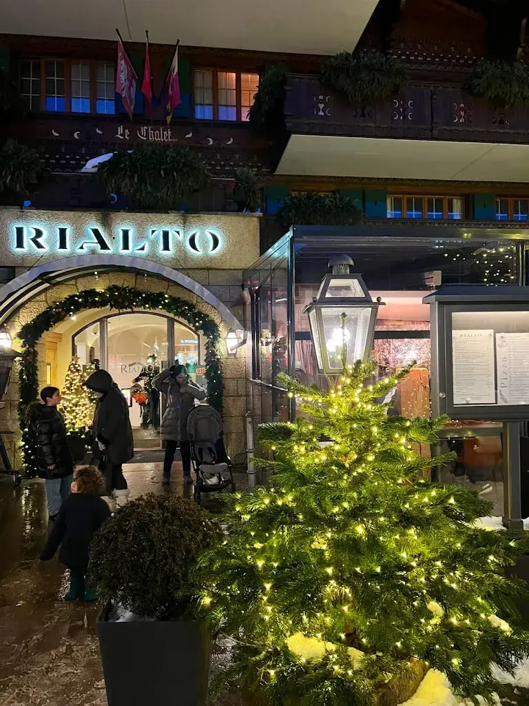 Ahmad_Rialto_Gstaad_avis