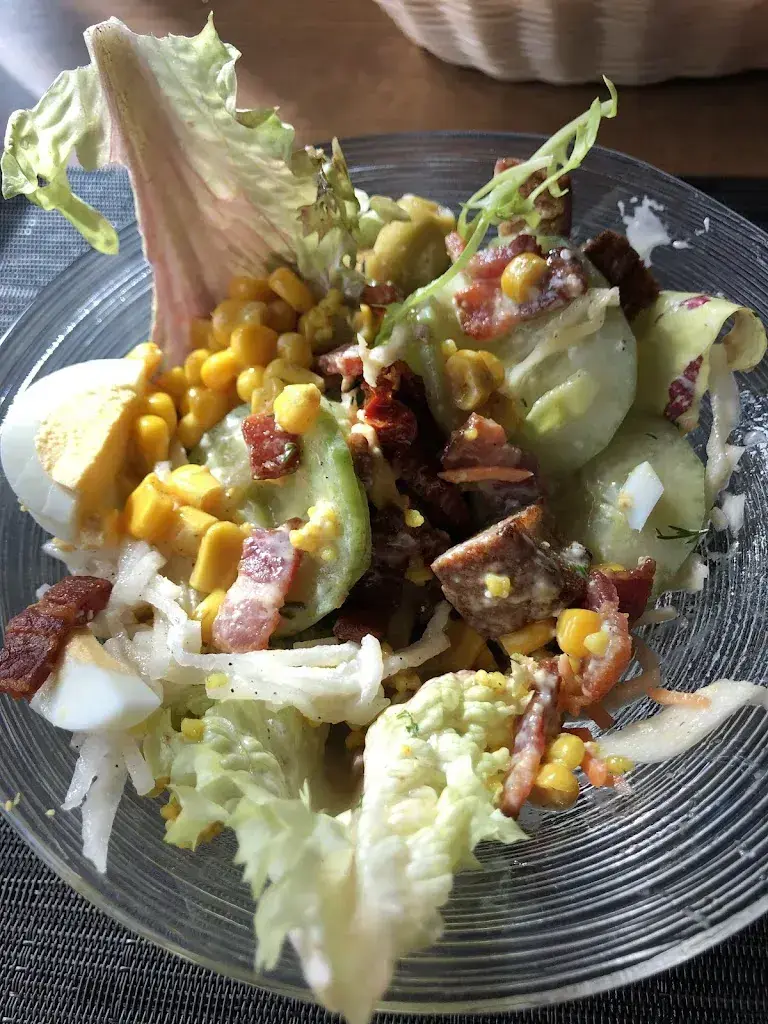 Iris L_Gasthof Bären_Zweisimmen_avis