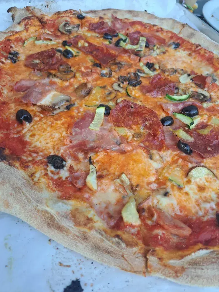 Menu_Fiore Pizzeria Focacceria_Zweisimmen_image_5