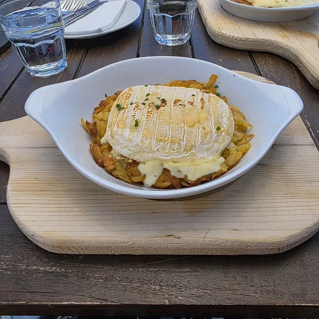 Berghaus Wispile_Saanen_slider_image_2