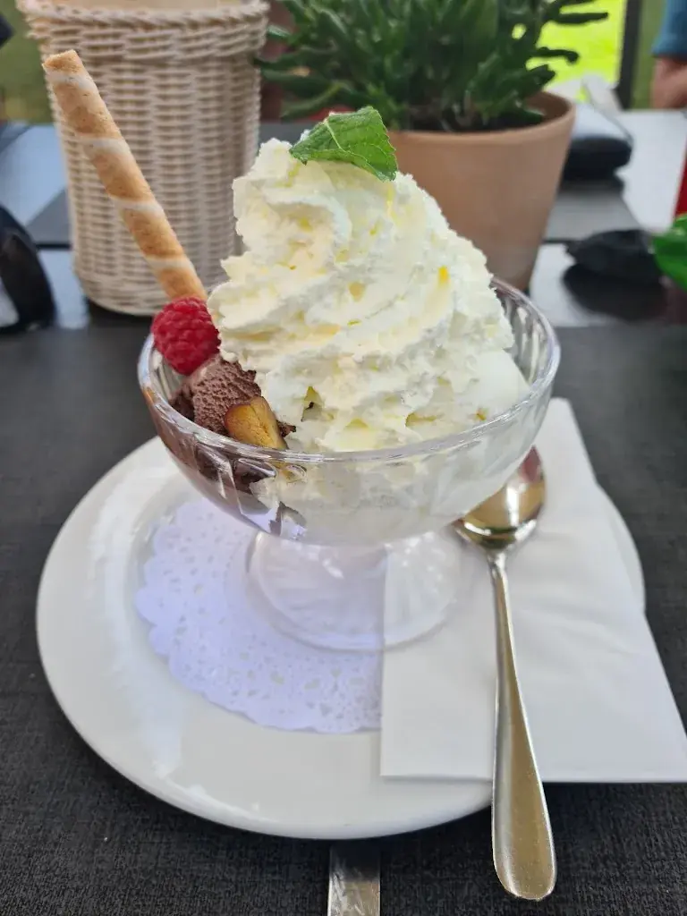 Menu_Restaurant Bühlberg - by Lenkerhof_Lenk_image_4