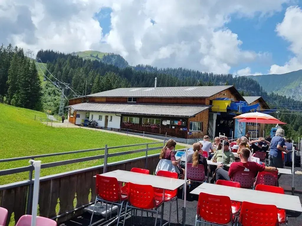 Restaurant Berghaus Stoss_Lenk im Simmental_slider_image_3
