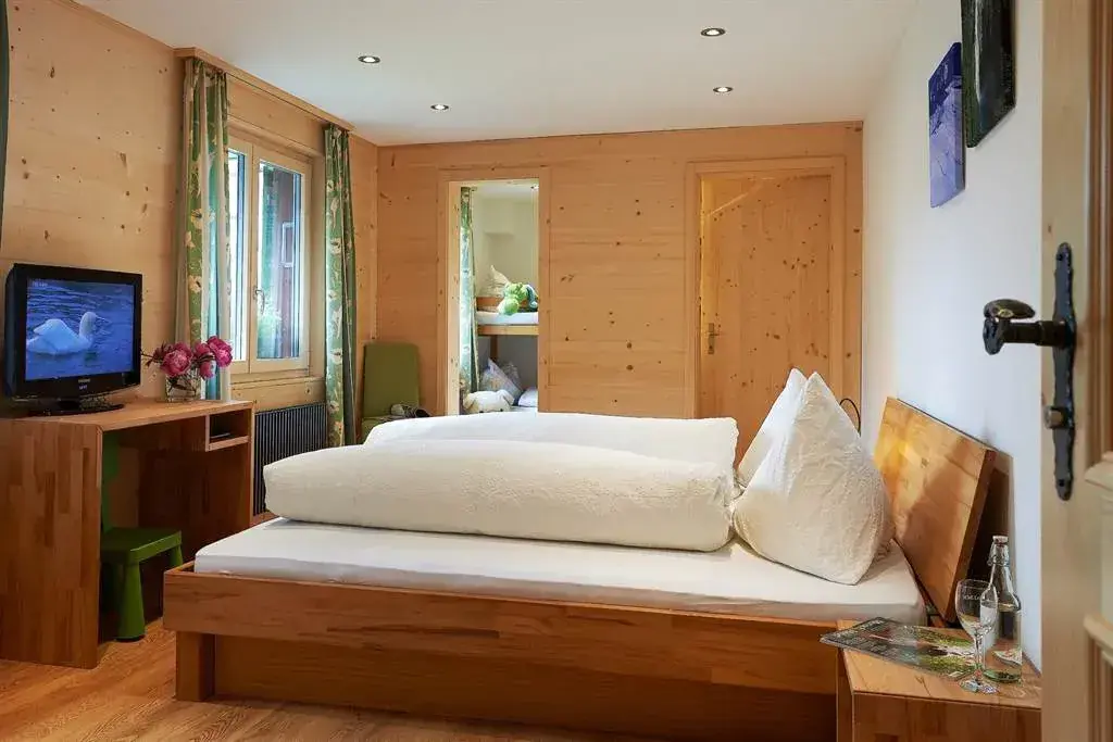 Hotel Restaurant Waldrand_Lenk_slider_image_2