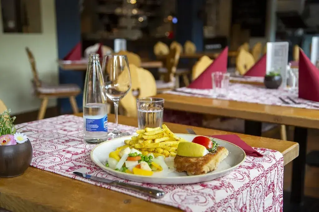 Restaurant Kreuzstube_Lenk_slider_image_2