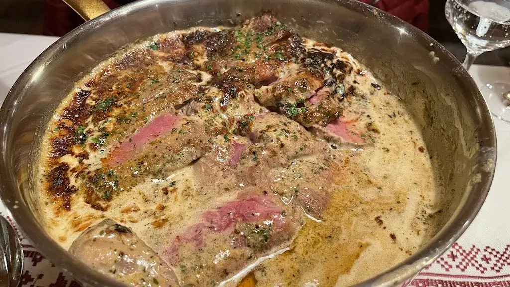 Barbara Däppen_Restaurant Buurestuba, Résidence_Lenk_review