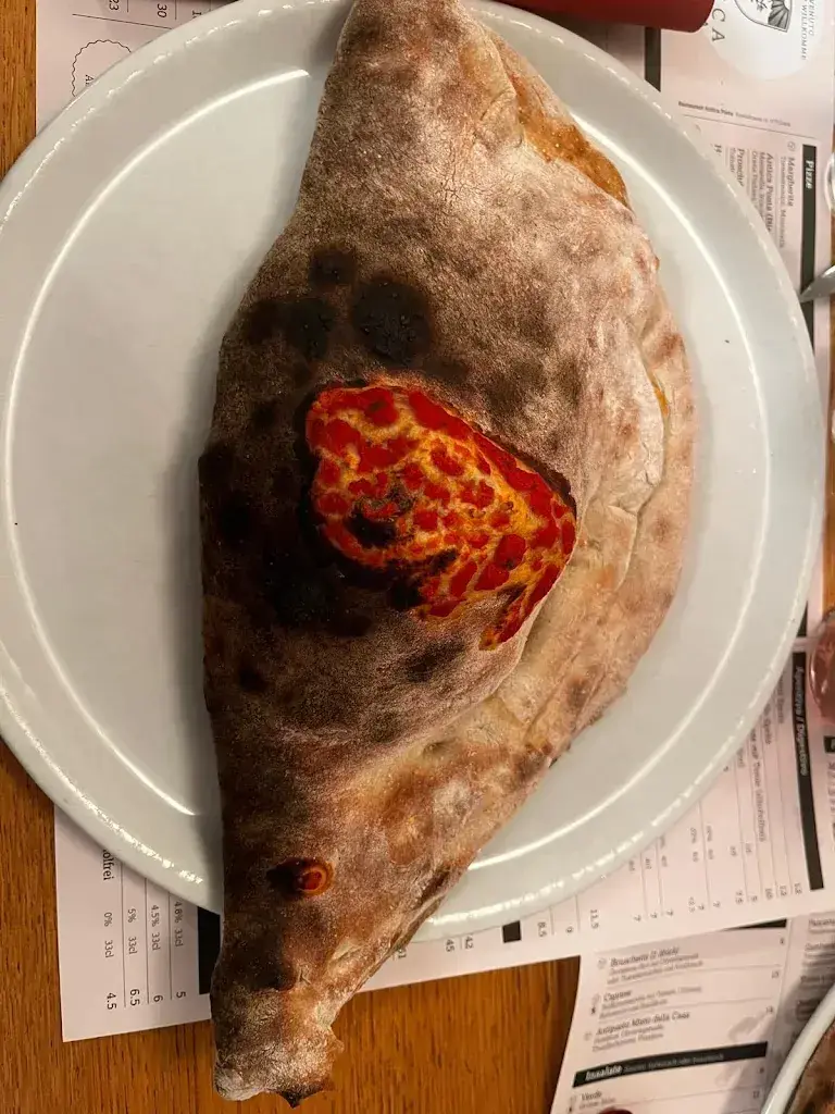 Olimpia Czarnecka_Antica Posta_Lenk_avis