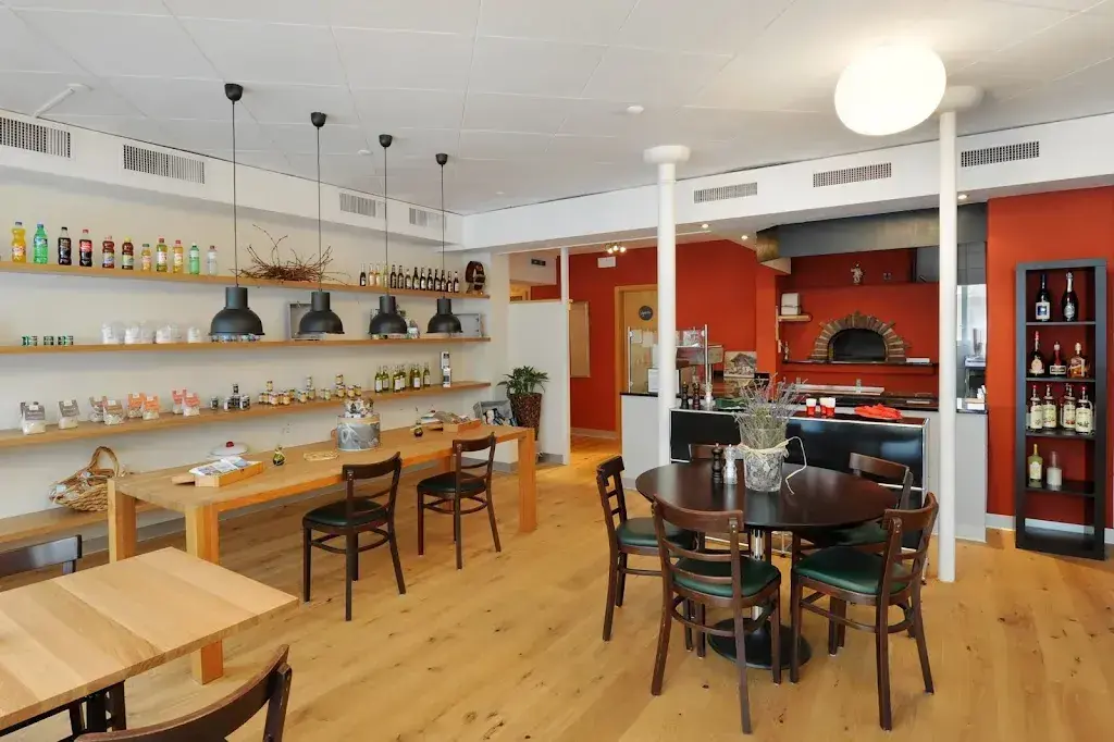 Antica Posta_Lenk_slider_image_3