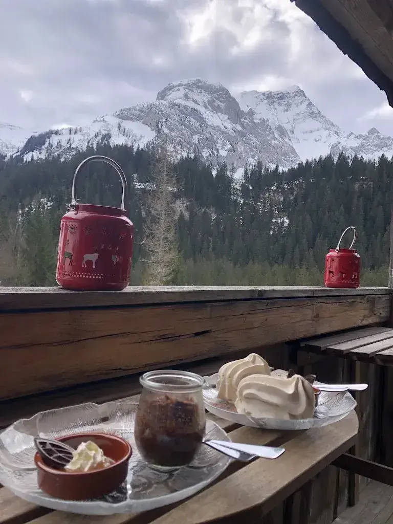 Bochtehus Restaurant Lauenen_Lauenen_slider_image_1