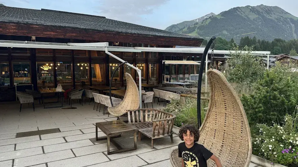 Tony_The Boat Restaurant_Gstaad_review