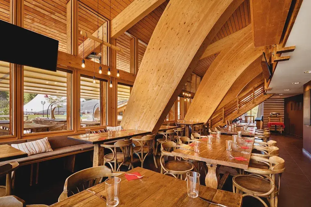 The Boat Restaurant restaurant à Gstaad