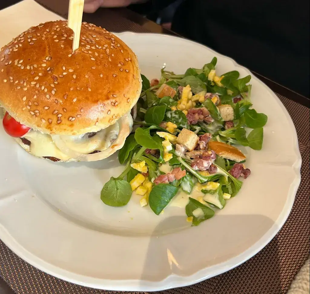 Bärgsunne - Café - Restaurant_Schönried_slider_image_2