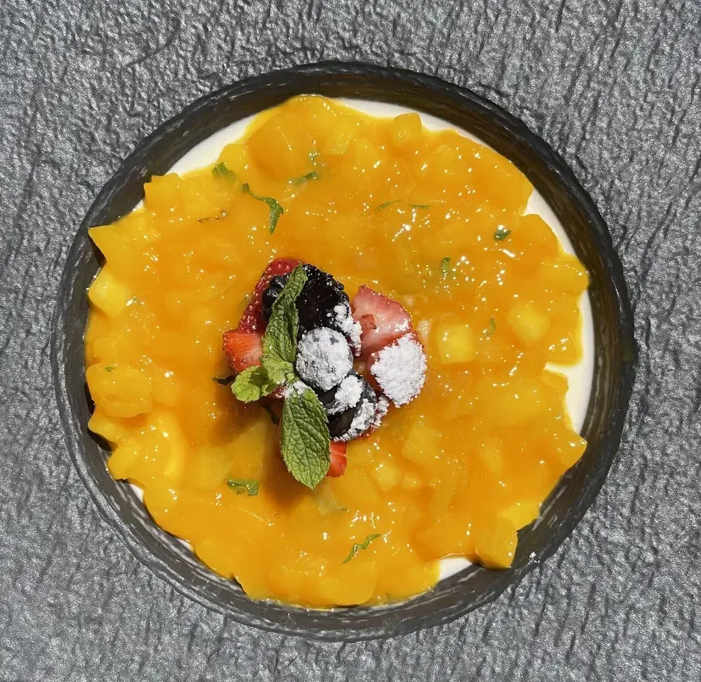 SY BreakFree 6805_Berghaus Horneggli_Schönried_avis