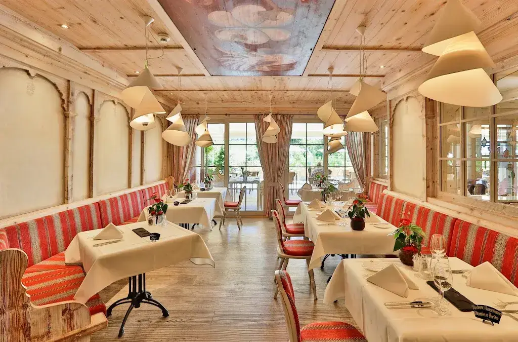 ERMITAGE Stuben_Schönried_slider_image_1