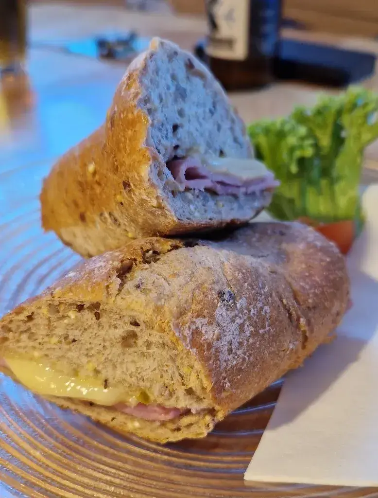 Menu_Restaurant Kuhstall_Schönried_image_4