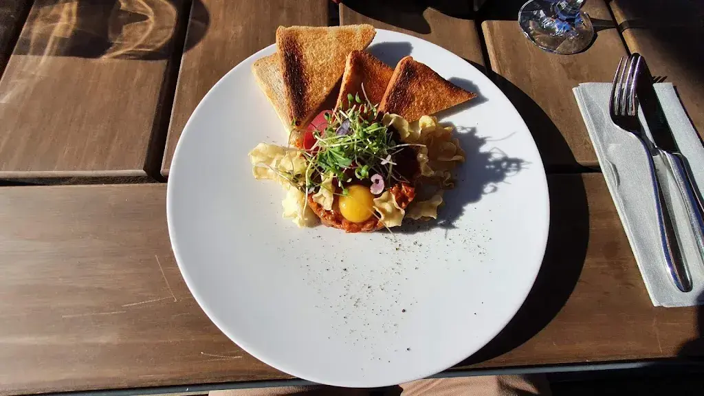 Menu_Bergrestaurant und Lounge Eggli Gstaad_Saanen_image_9