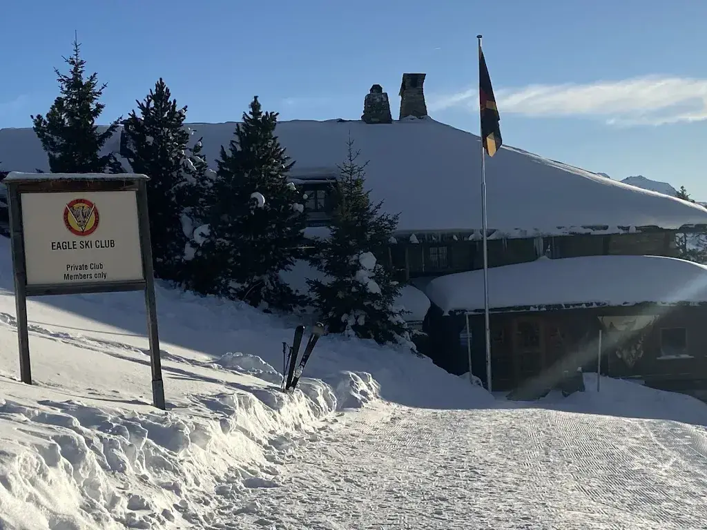 Eagle Ski Club Restaurant in Gstaad