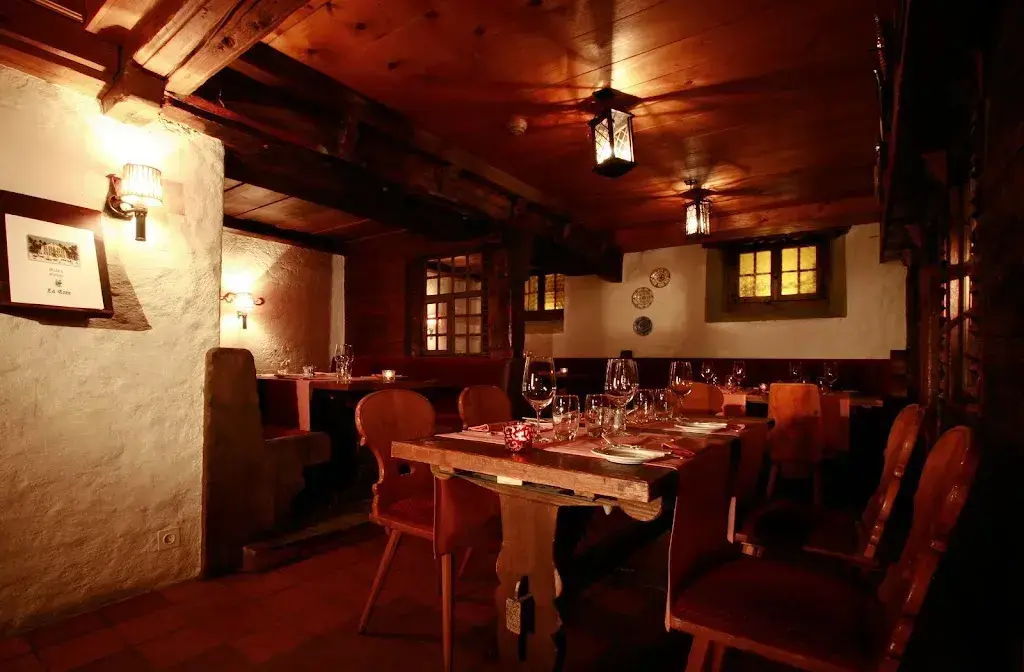 La Cave restaurant à Gstaad
