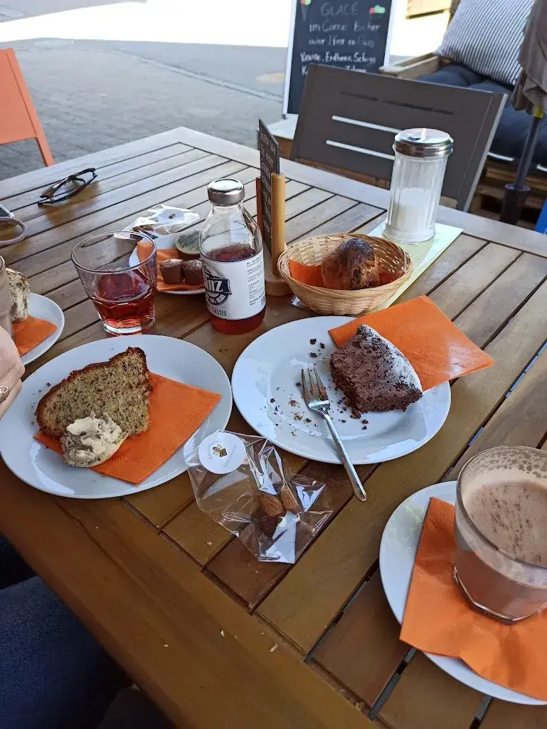 baptiste sorre_SchokoLadenCafé_Schwarzenburg_review