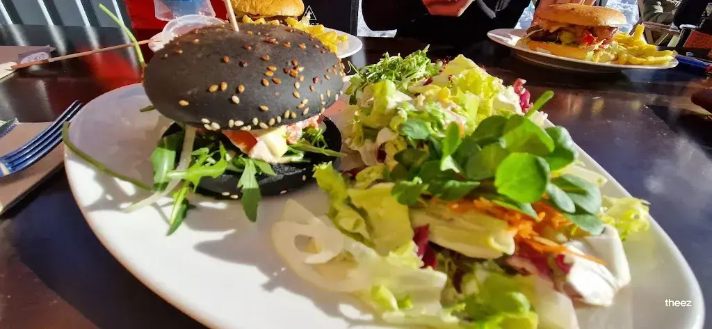 Lochstafel_Saanen_slider_image_2