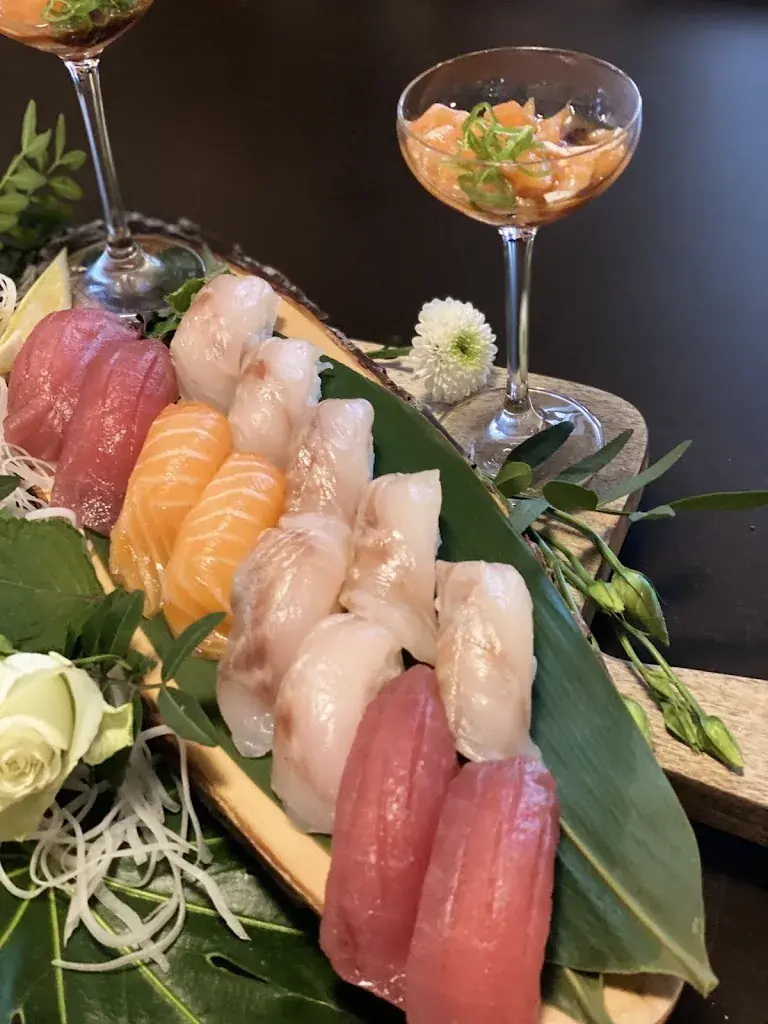 Raushana Garcia_Kaiseki by Manabu_Vevey_avis